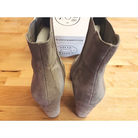 Steve Madden Women's Gray Effect Block-heel Boots - Suede Fall Outfit Staple - Picture 5 of 6
